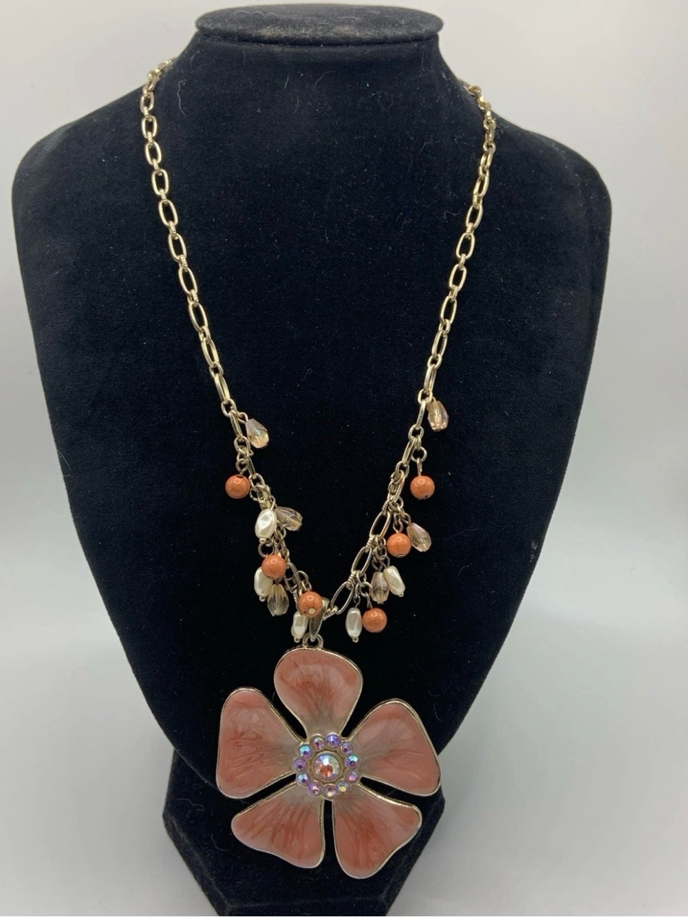 Kenneth Cole Enamel Floral Pendant Acrylic Beaded Statement Necklace 18”
